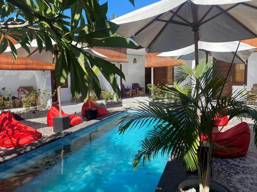 Hotel Cape Rose Gili Trawangan Exterior foto