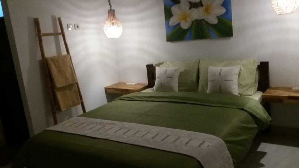 Hotel Cape Rose Gili Trawangan Exterior foto
