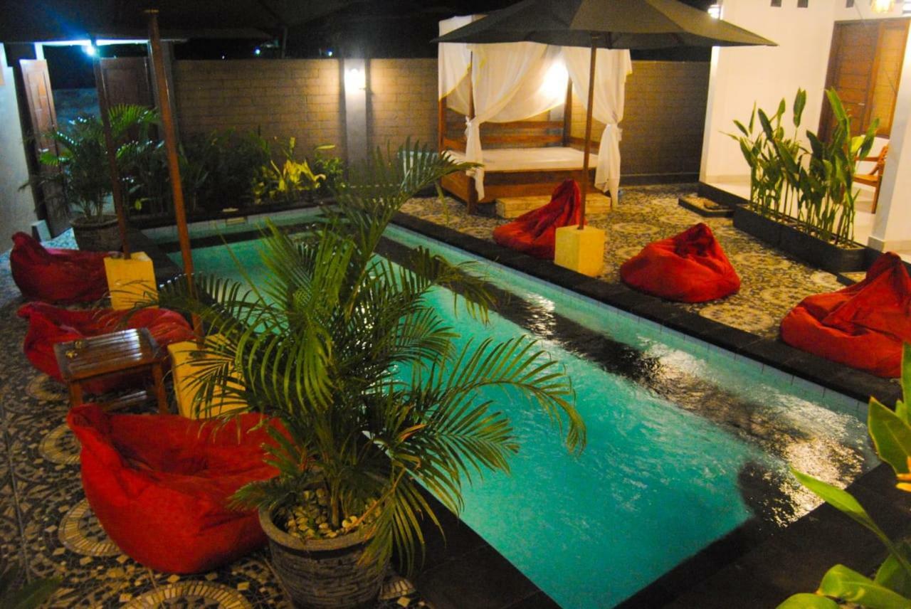 Hotel Cape Rose Gili Trawangan Exterior foto