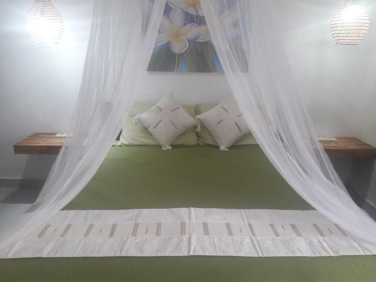 Hotel Cape Rose Gili Trawangan Exterior foto